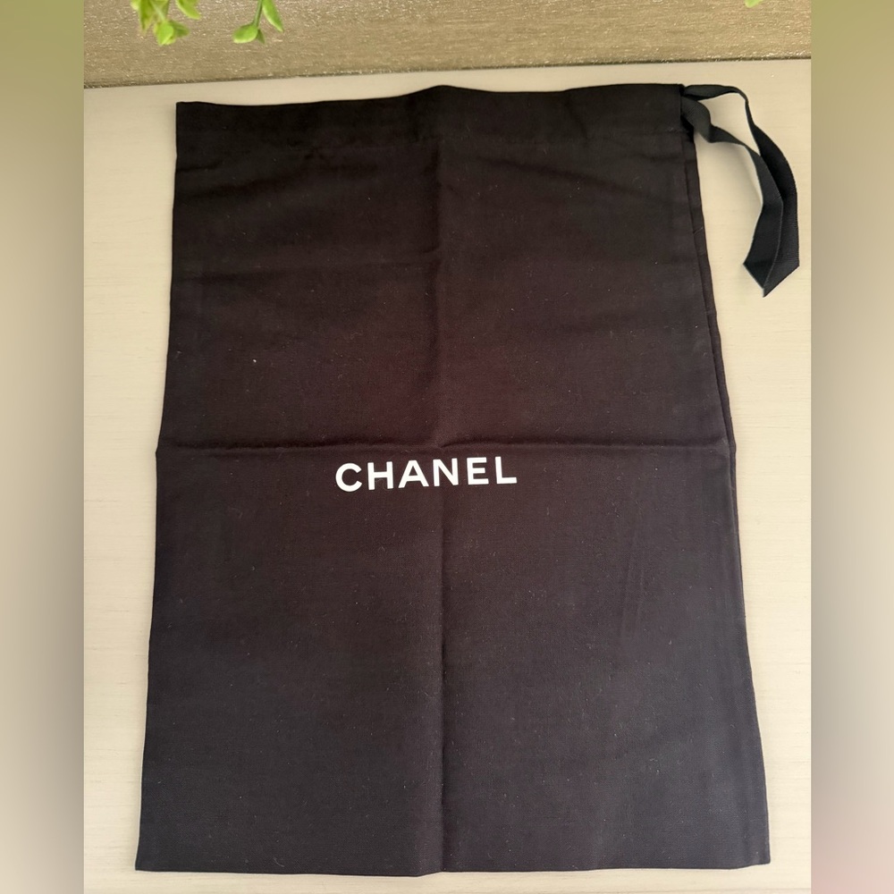 CHANEL Dust Bag - Picture 3 of 6